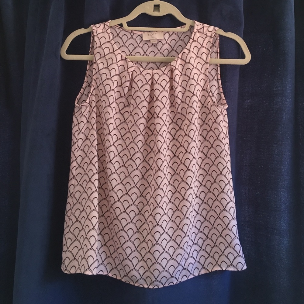 LOFT | Scallop Print Shell - Picture 2 of 4